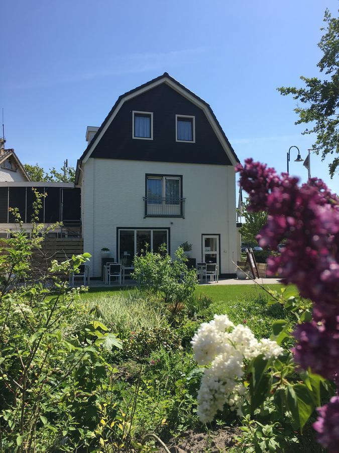 Boutique Hotel De Zwaluw De Koog  Exteriér fotografie